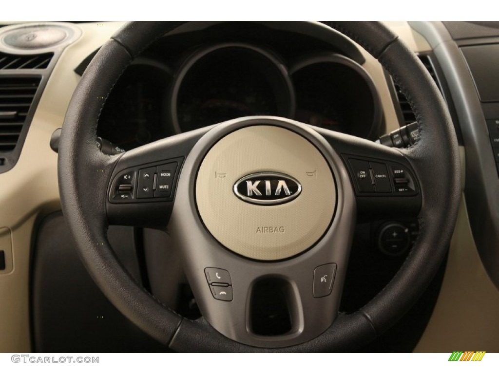 2010 Kia Soul ! Sand/Black Houndstooth Cloth Steering Wheel Photo #61070233