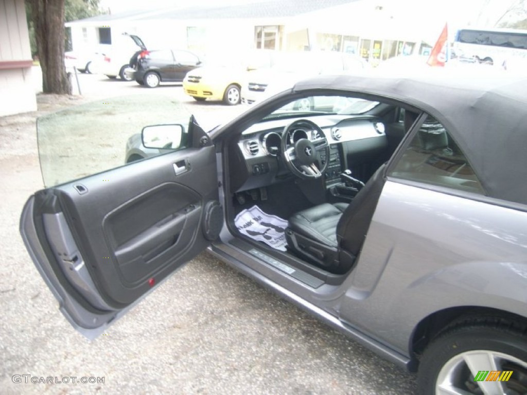 2006 Mustang GT Premium Convertible - Tungsten Grey Metallic / Dark Charcoal photo #10
