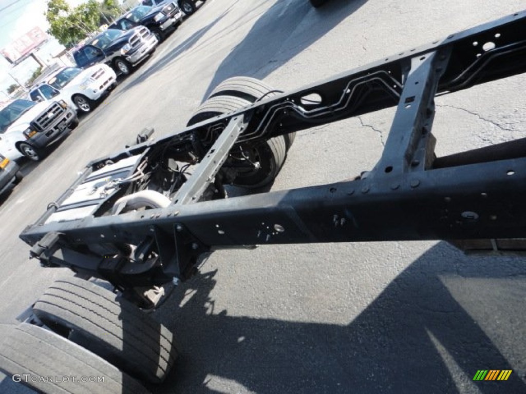 2008 F450 Super Duty XL Regular Cab Chassis - Oxford White / Medium Stone Grey photo #12