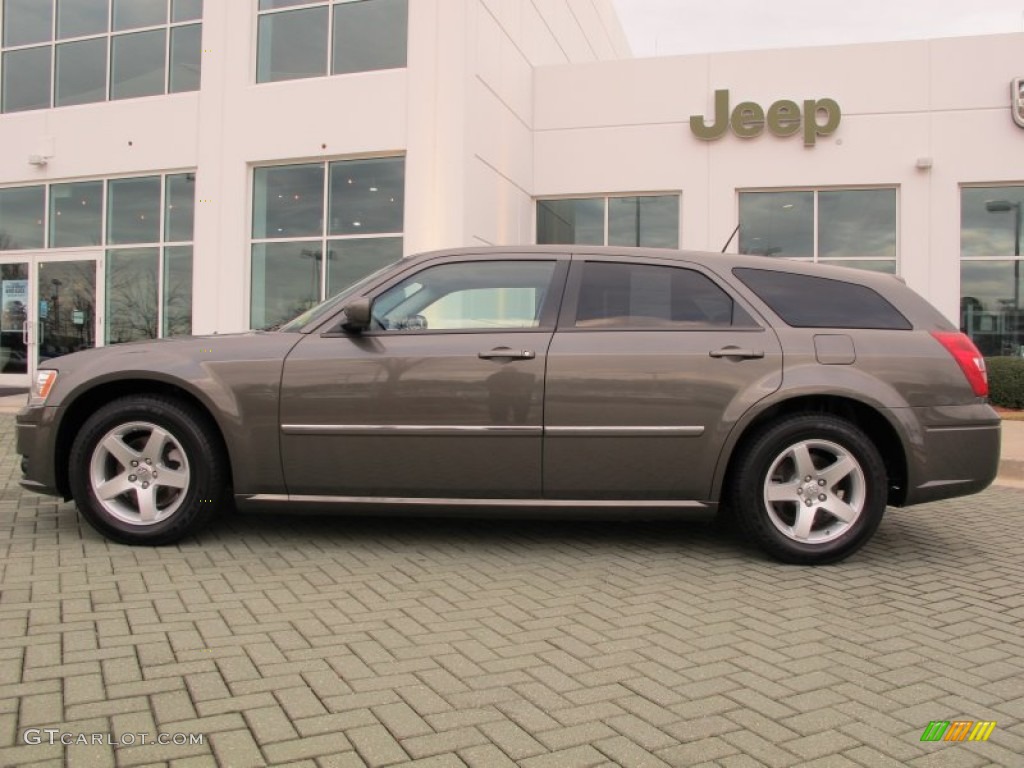 2008 Magnum SXT - Dark Titanium Metallic / Dark Khaki/Light Graystone photo #2