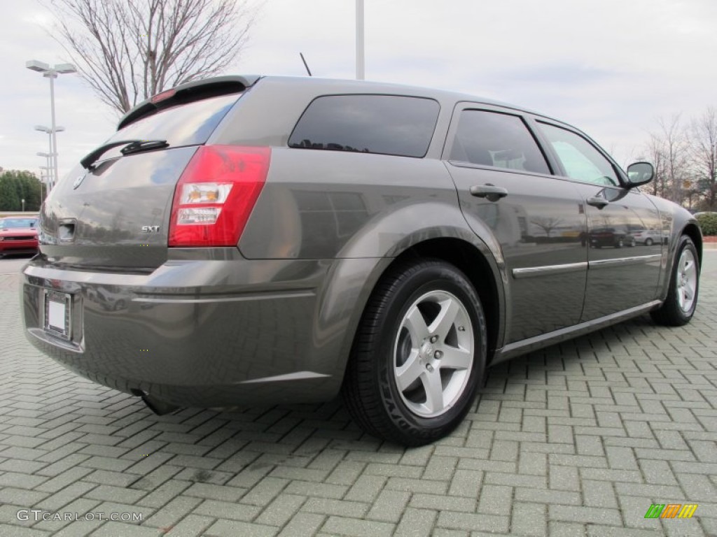 2008 Magnum SXT - Dark Titanium Metallic / Dark Khaki/Light Graystone photo #5