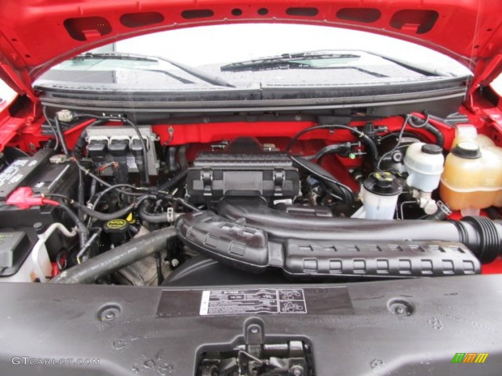 2005 F150 XL SuperCab 4x4 - Bright Red / Medium Flint Grey photo #9
