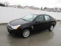 Black - Focus SE Sedan Photo No. 1