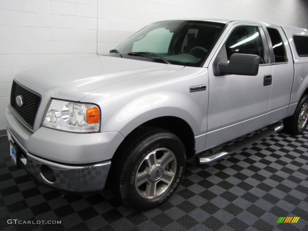 2006 F150 XLT SuperCab - Silver Metallic / Medium/Dark Flint photo #2