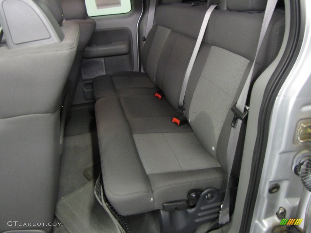 2006 F150 XLT SuperCab - Silver Metallic / Medium/Dark Flint photo #17