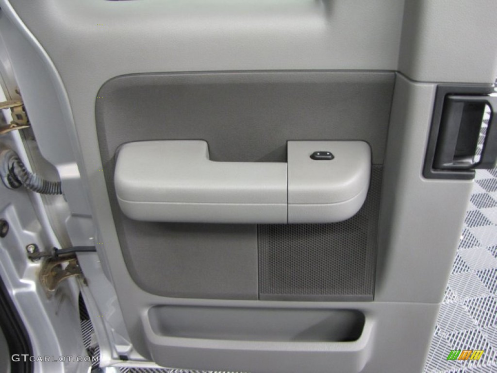 2006 F150 XLT SuperCab - Silver Metallic / Medium/Dark Flint photo #22