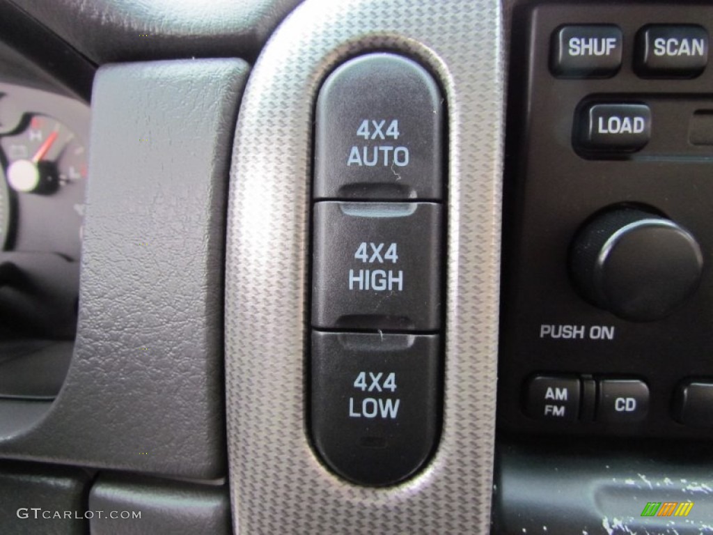 2003 Ford Explorer XLT 4x4 Controls Photo #61080154