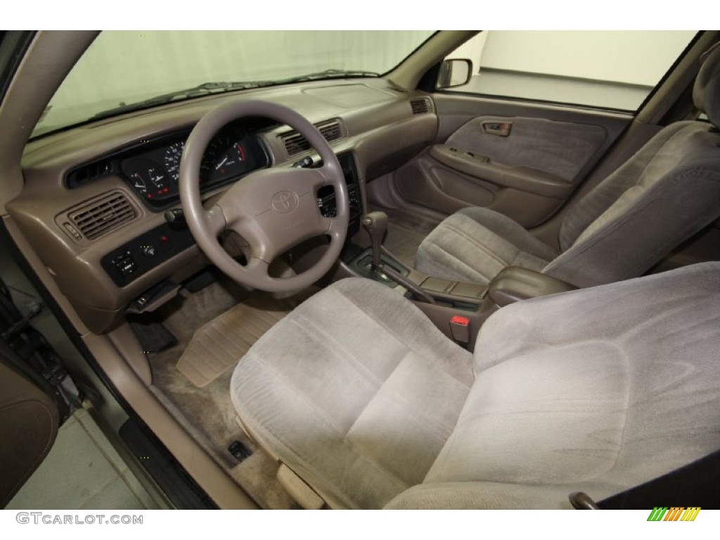 1999 Camry CE - Cashmere Beige Metallic / Oak photo #14