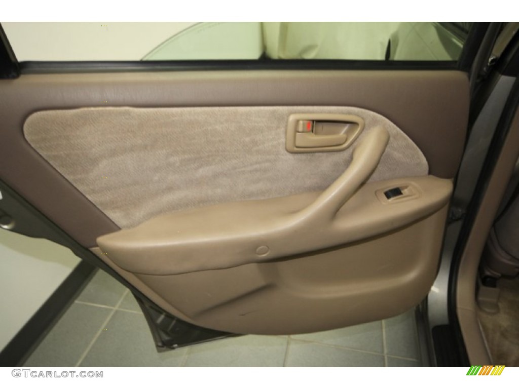 1999 Camry CE - Cashmere Beige Metallic / Oak photo #24
