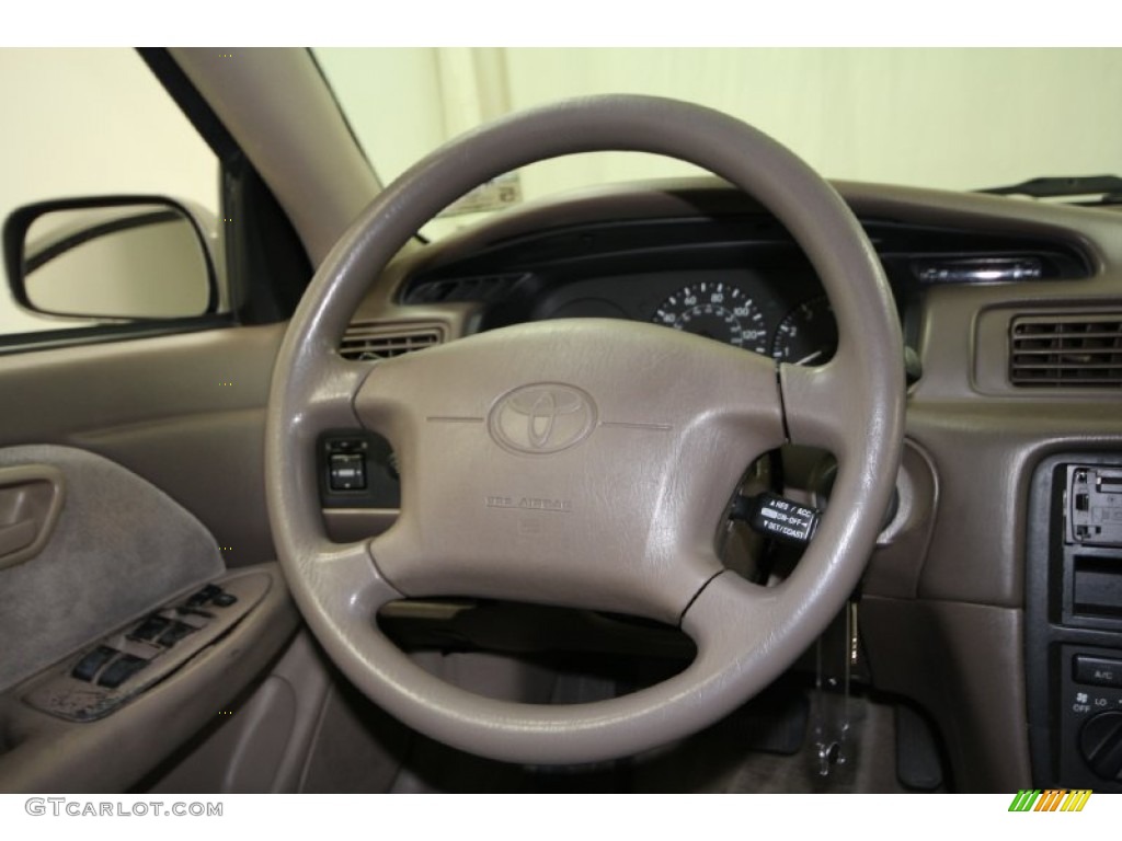 1999 Camry CE - Cashmere Beige Metallic / Oak photo #25