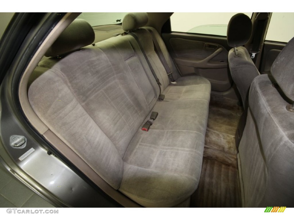 1999 Camry CE - Cashmere Beige Metallic / Oak photo #29