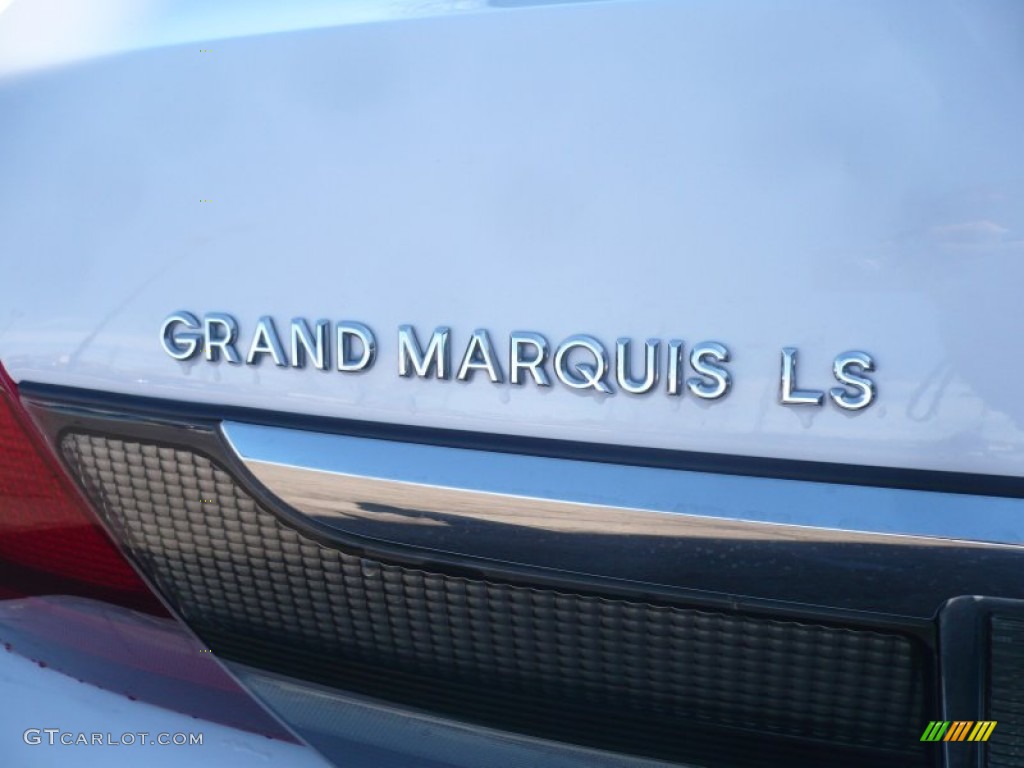 2009 Grand Marquis LS Ultimate Edition - Vibrant White / Medium Light Stone photo #13