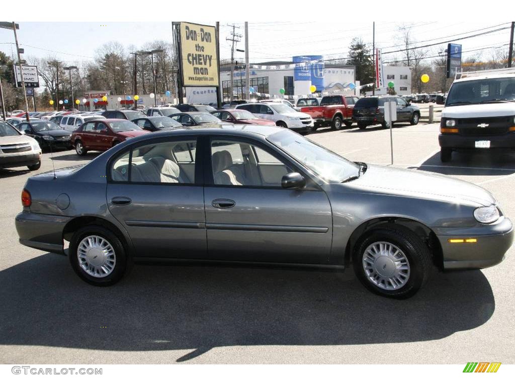 2003 Malibu Sedan - Medium Gray Metallic / Gray photo #4