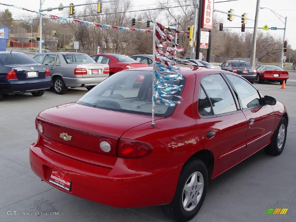 2004 Cavalier Sedan - Victory Red / Neutral photo #5