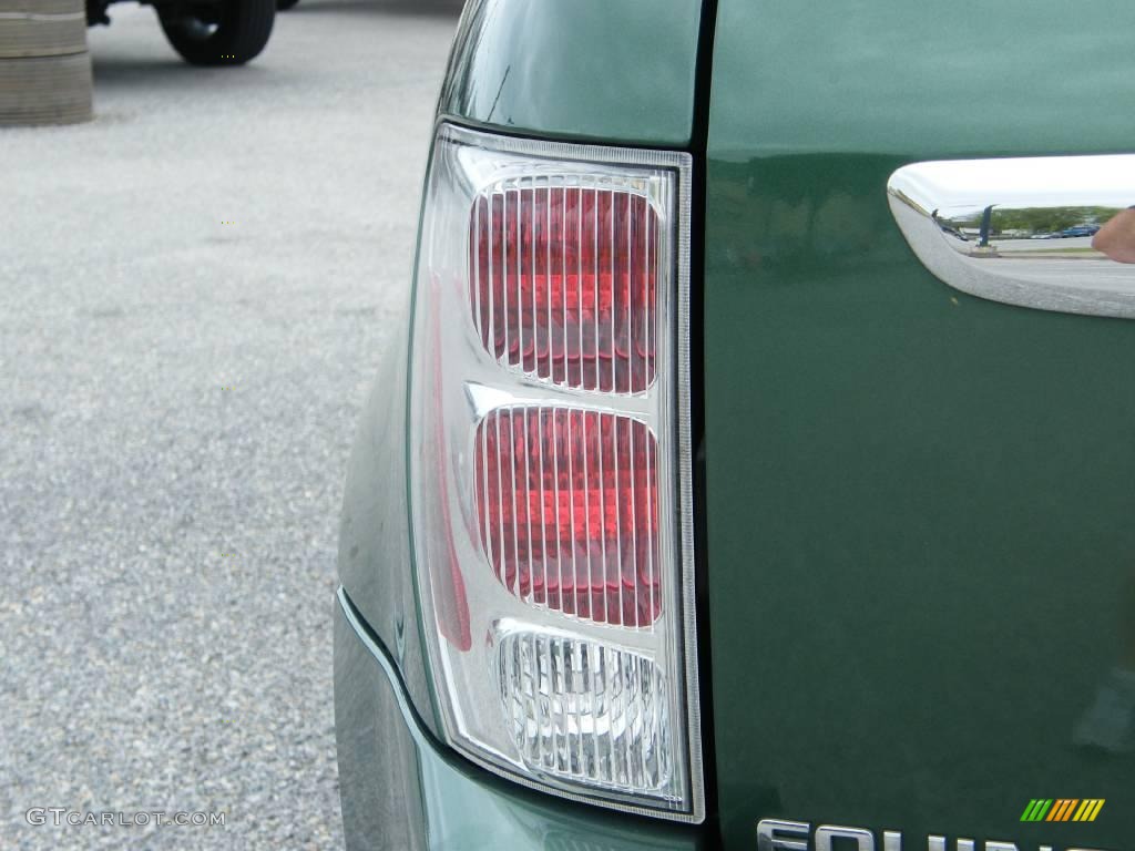 2005 Equinox LT - Meander Green Metallic / Light Gray photo #10