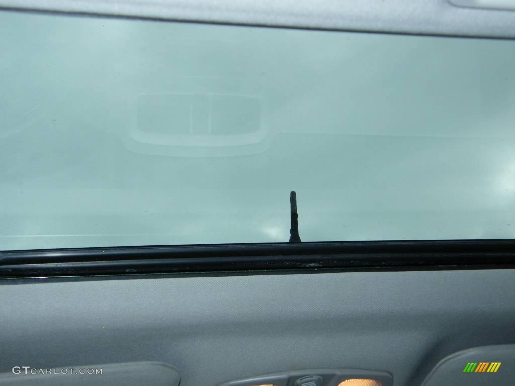 2005 Equinox LT - Meander Green Metallic / Light Gray photo #21