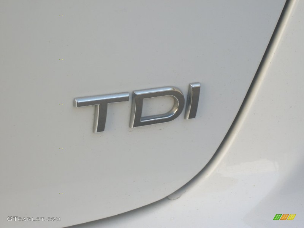 2010 Audi A3 2.0 TDI Marks and Logos Photos