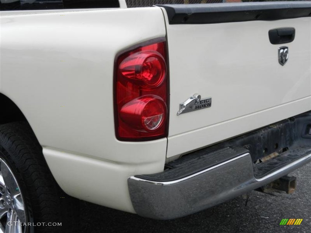 2008 Ram 1500 Big Horn Edition Quad Cab 4x4 - Cool Vanilla White / Medium Slate Gray photo #41
