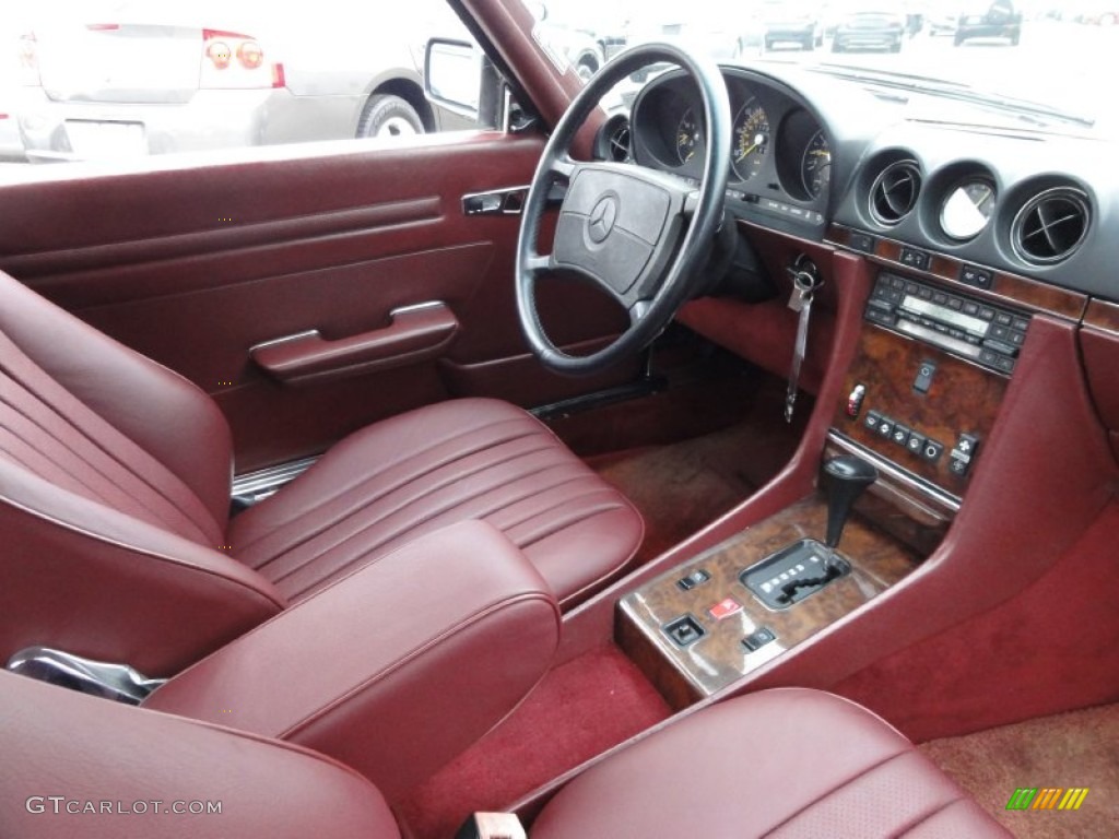 Red Interior 1987 Mercedes-Benz SL Class 560 SL Roadster Photo #61095890