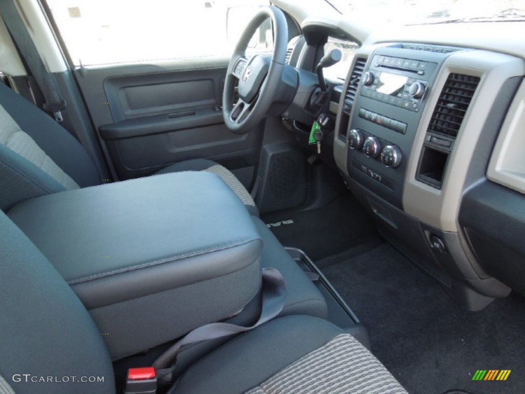 2012 Ram 1500 Express Crew Cab - Bright White / Dark Slate Gray/Medium Graystone photo #19