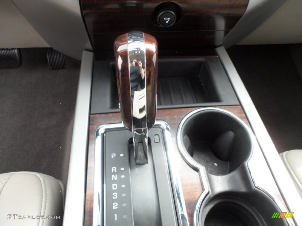 2010 Ford Expedition EL Limited 6 Speed Automatic Transmission Photo #61101047