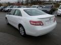 Super White - Camry LE Photo No. 5