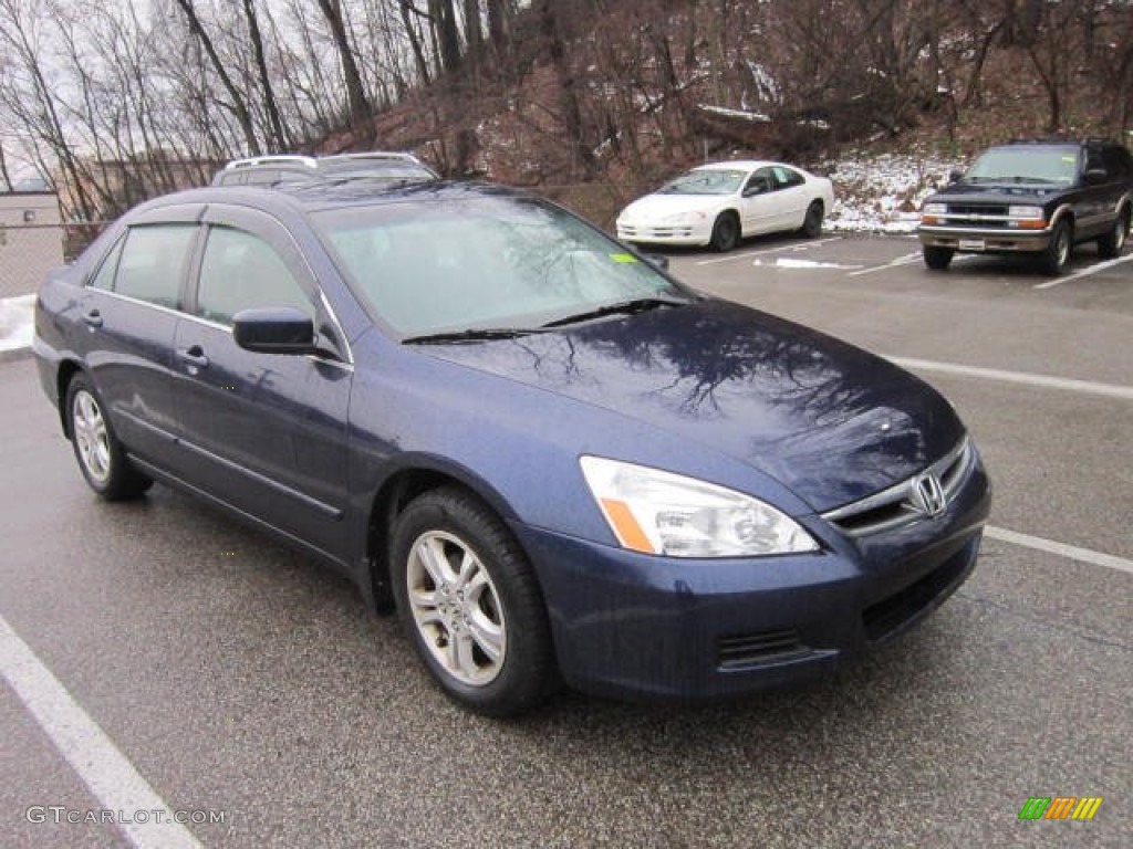 2006 Accord SE Sedan - Royal Blue Pearl / Gray photo #1