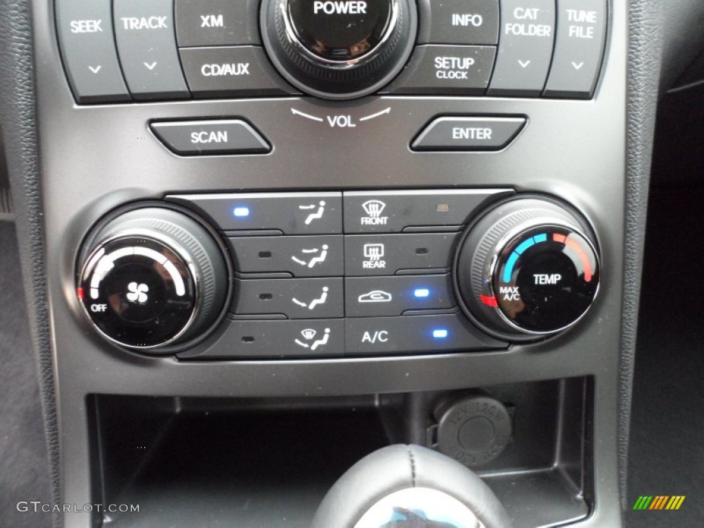 2012 Hyundai Genesis Coupe 2.0T Controls Photo #61102775