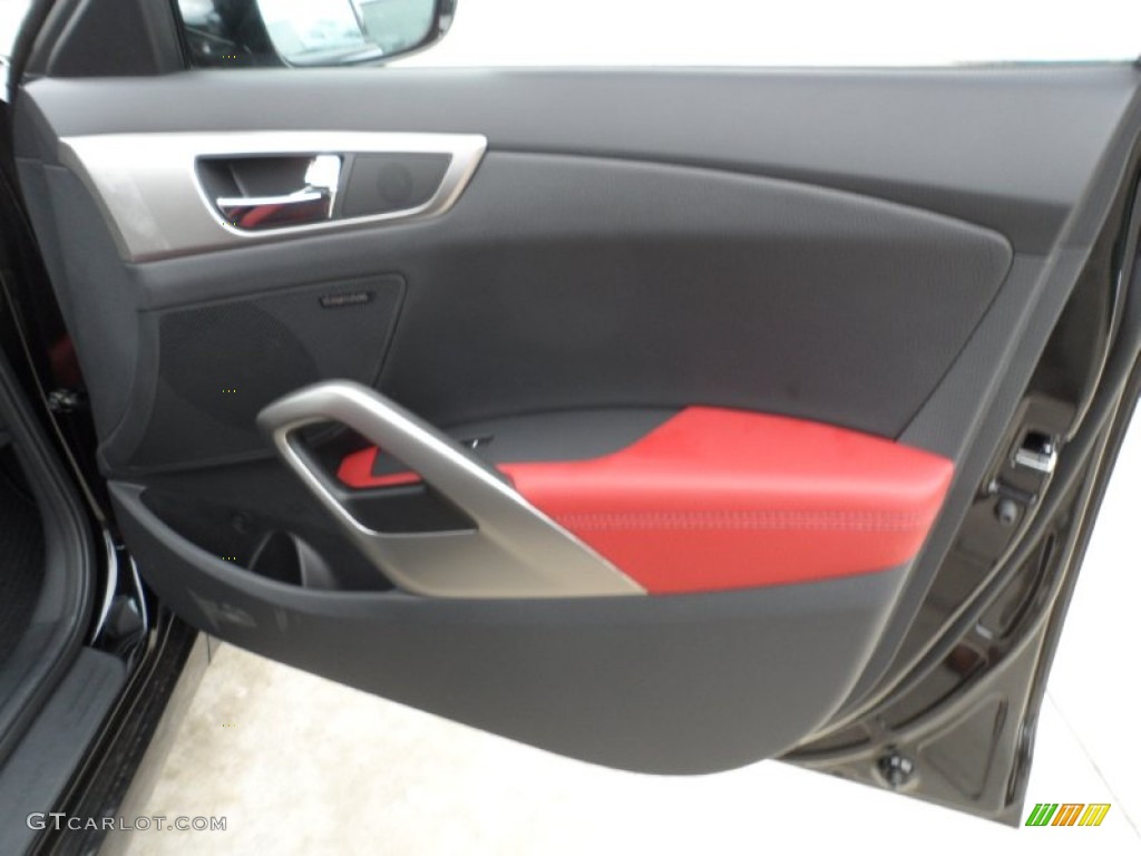 2012 Hyundai Veloster Standard Veloster Model Black/Red Door Panel Photo #61102967