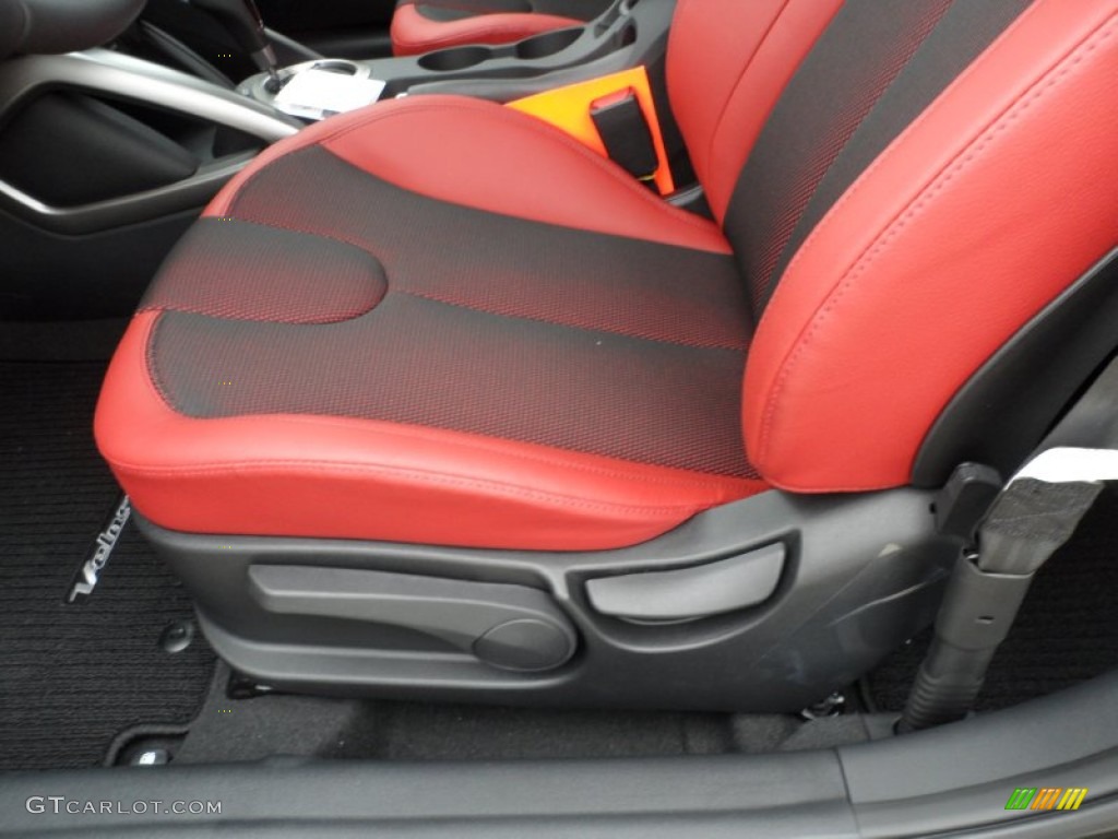 Black/Red Interior 2012 Hyundai Veloster Standard Veloster Model Photo #61103051