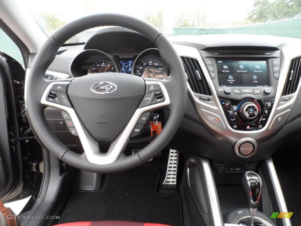 2012 Hyundai Veloster Standard Veloster Model Black/Red Dashboard Photo #61103069