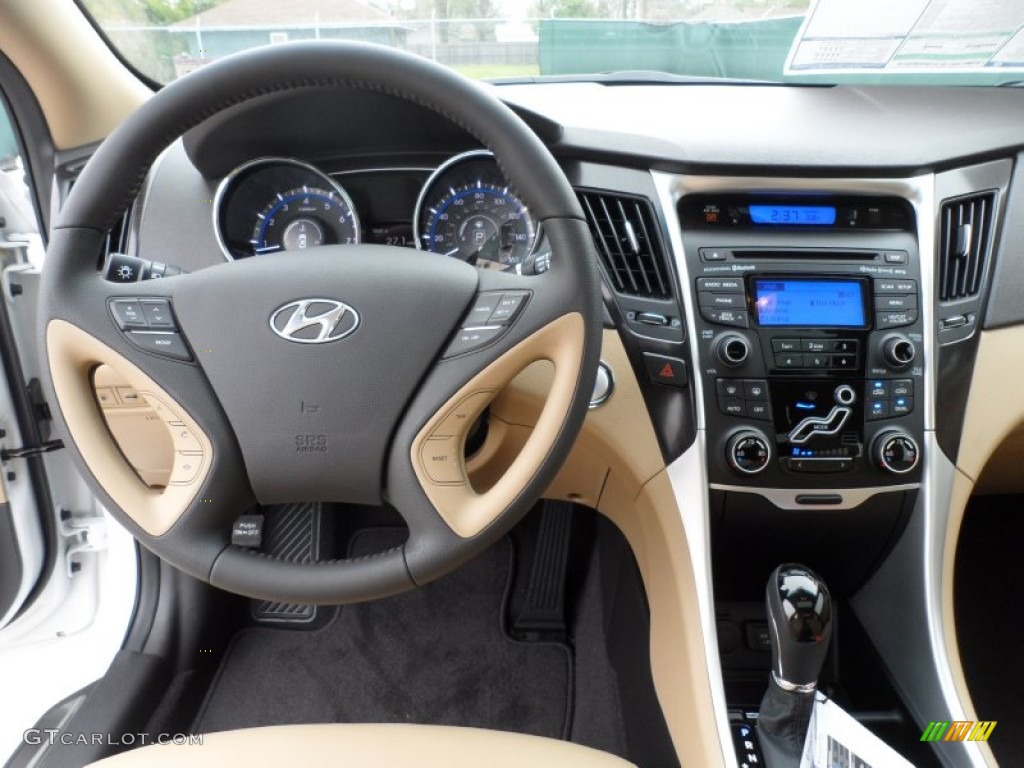 2012 Hyundai Sonata Limited Dashboard Photos