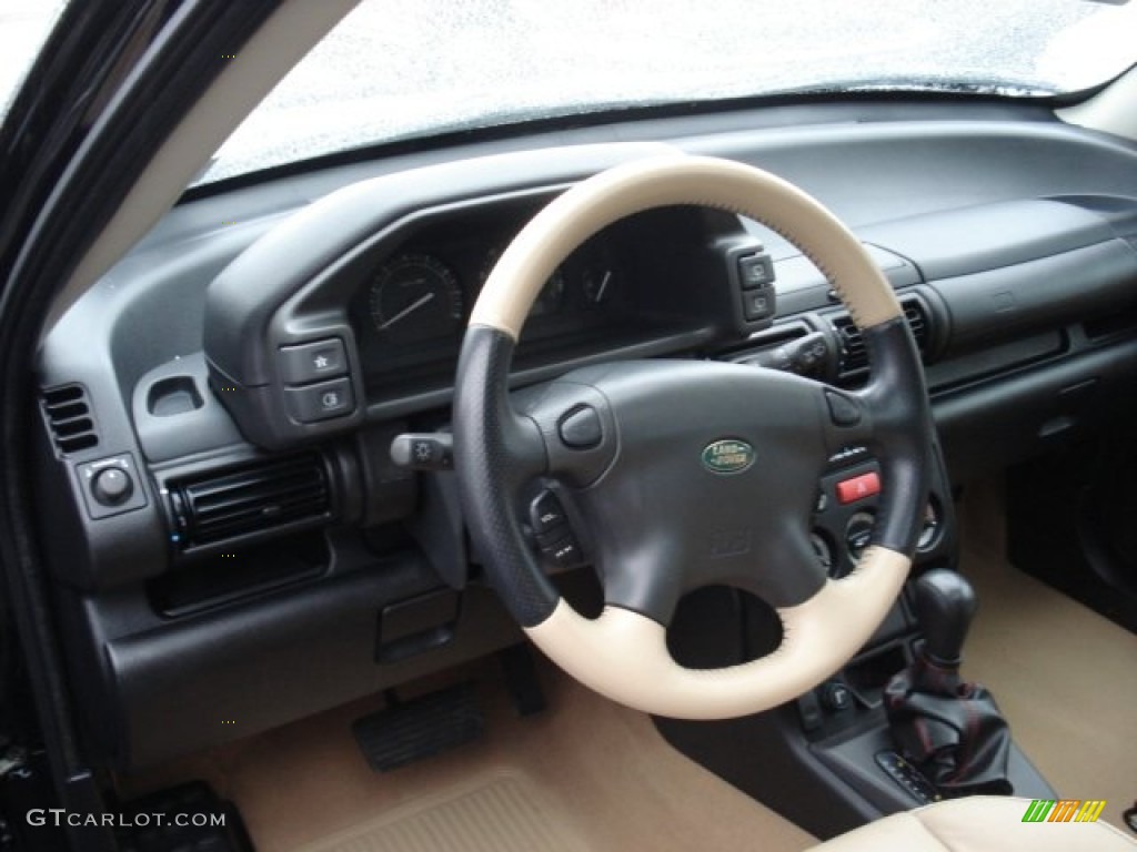 2003 Land Rover Freelander HSE Alpaca Beige Steering Wheel Photo #61110544