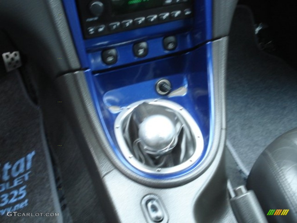 2004 Mustang GT Convertible - Sonic Blue Metallic / Dark Charcoal photo #18