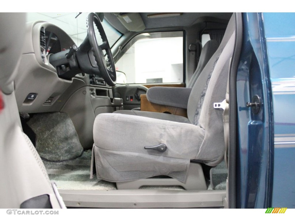 2000 Astro LT Passenger Van - Medium Cadet Blue Metallic / Medium Gray photo #49
