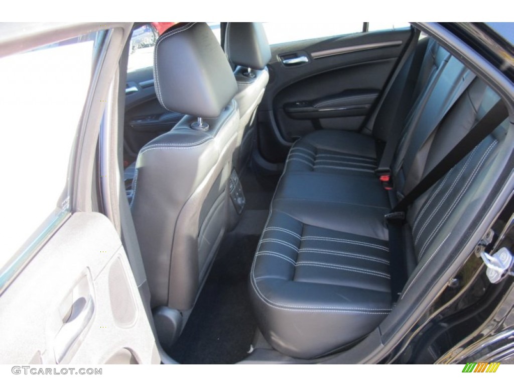 2012 Chrysler 300 S V6 Rear Seat Photo #61114310