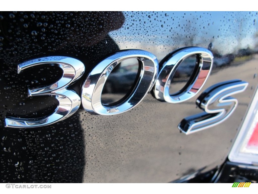 2012 Chrysler 300 S V6 Marks and Logos Photo #61114322