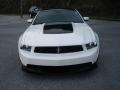 Performance White - Mustang Boss 302 Photo No. 14