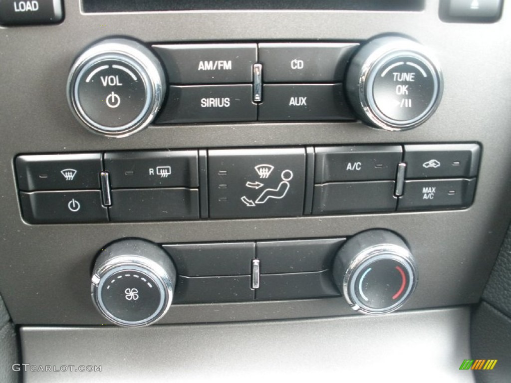 2012 Ford Mustang Boss 302 Controls Photo #61115594