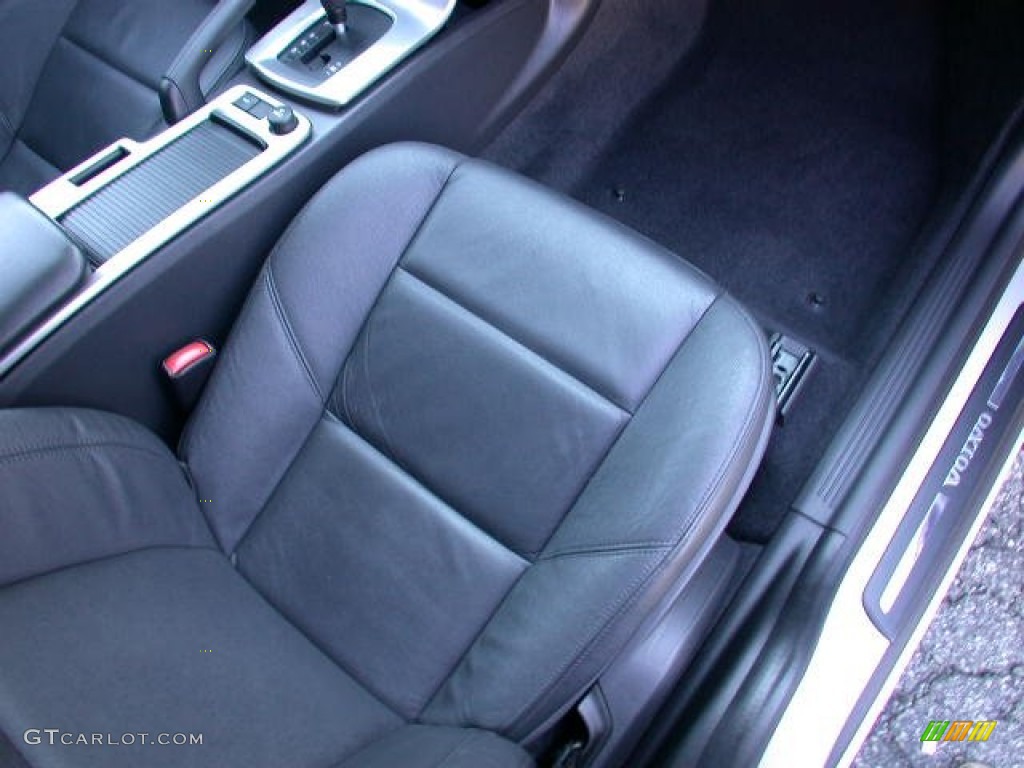 2010 V50 2.4i - Silver Metallic / Dalaro Off Black T-Tec photo #15