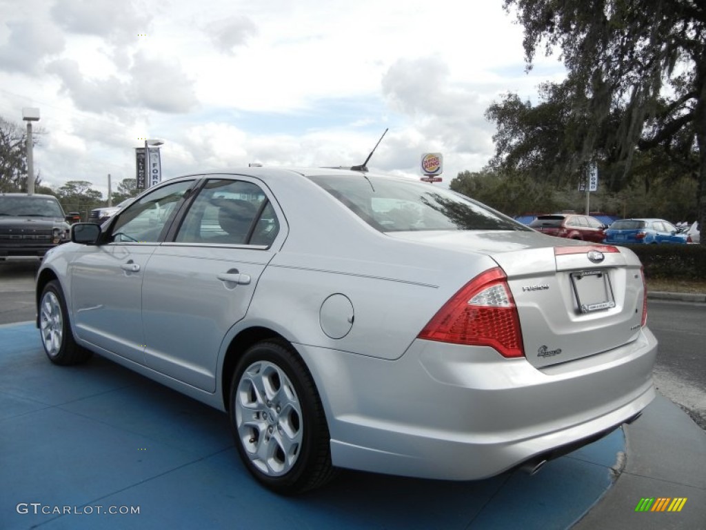 2011 Fusion SE V6 - Ingot Silver Metallic / Charcoal Black photo #3