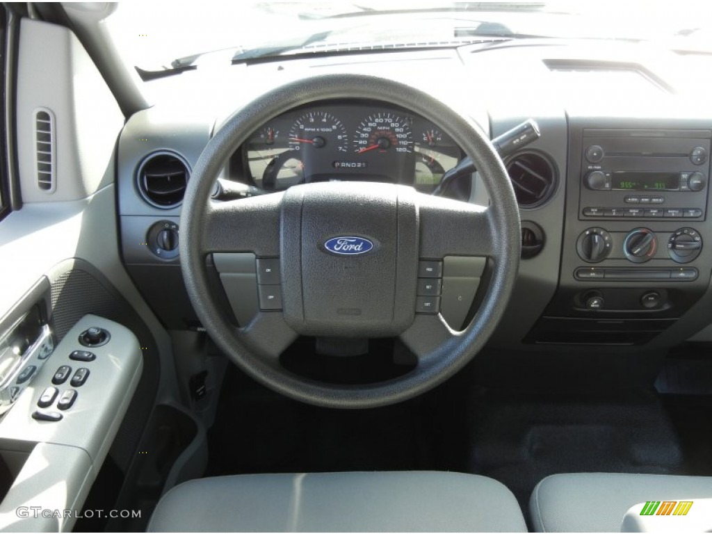 2006 F150 STX SuperCab - Silver Metallic / Medium/Dark Flint photo #21