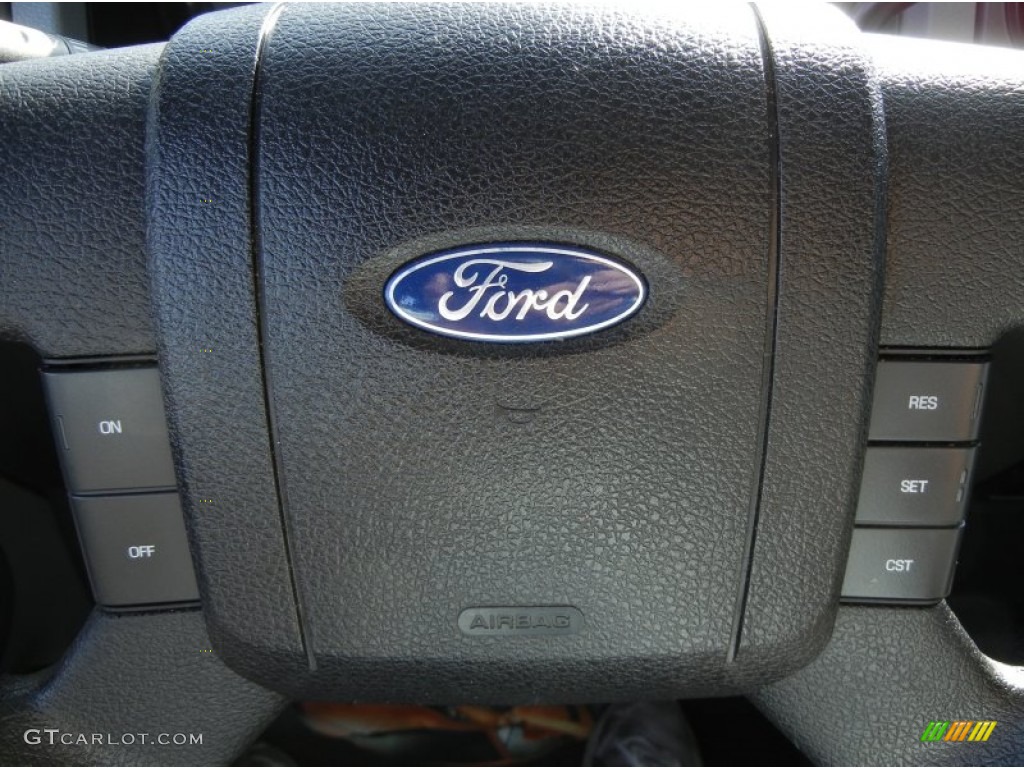 2006 F150 STX SuperCab - Silver Metallic / Medium/Dark Flint photo #25
