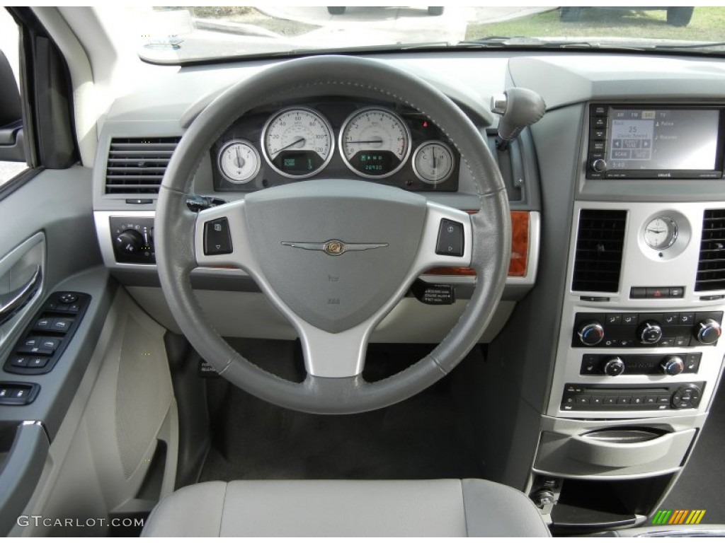 2009 Chrysler Town & Country Touring Medium Slate Gray/Light Shale Dashboard Photo #61119779