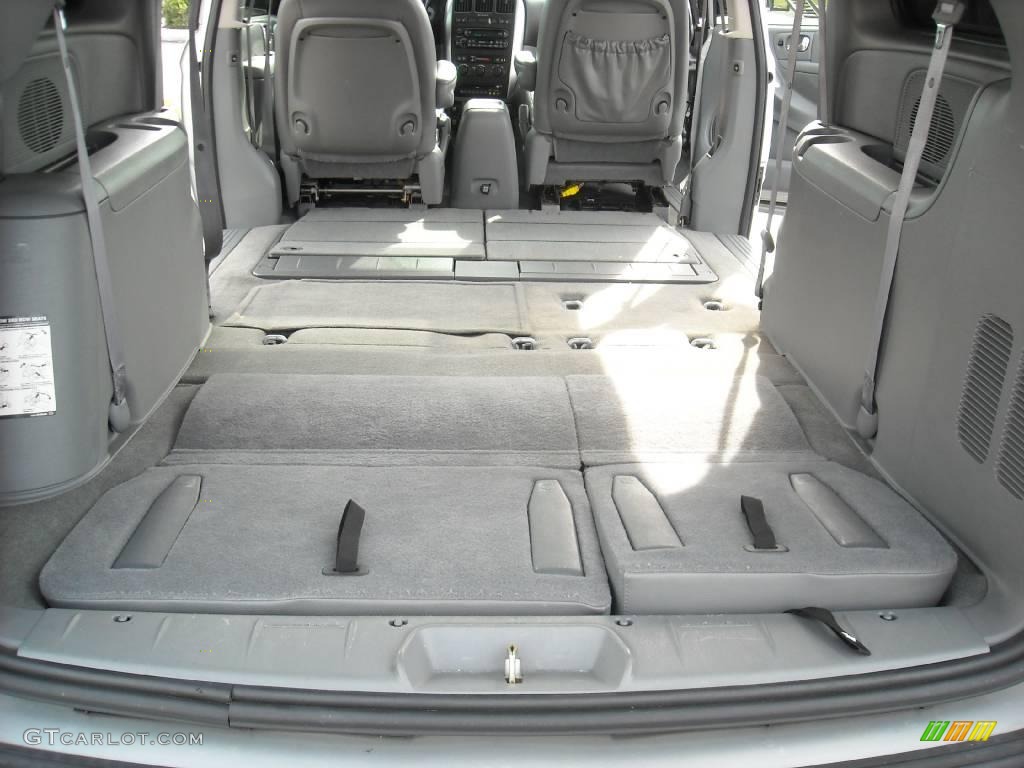 2006 Grand Caravan SXT - Bright Silver Metallic / Medium Slate Gray photo #15