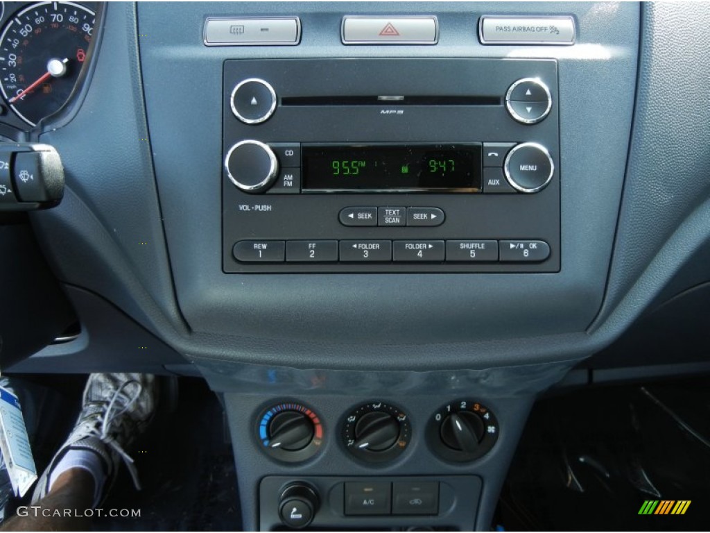 2012 Ford Transit Connect XLT Van Controls Photo #61120988