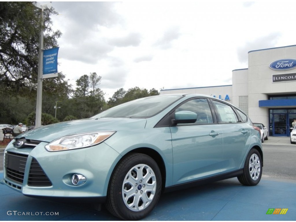 2012 Focus SE 5-Door - Frosted Glass Metallic / Stone photo #1