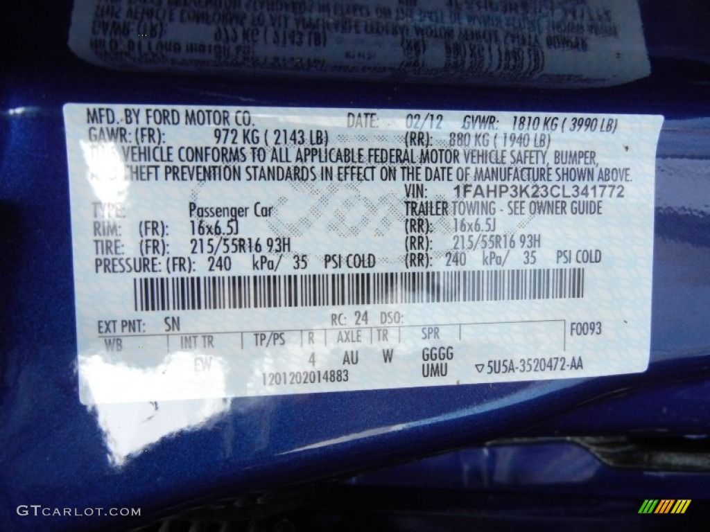 2012 Focus SE 5-Door - Sonic Blue Metallic / Charcoal Black photo #12
