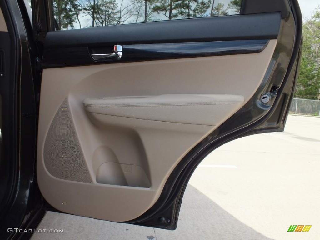 2011 Kia Sorento LX V6 Beige Door Panel Photo #61121717