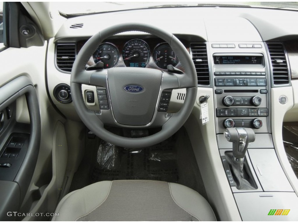 2012 Ford Taurus SEL Charcoal Black Dashboard Photo #61122014